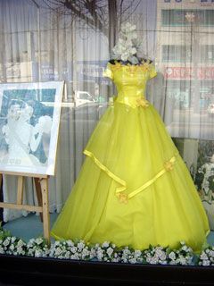 yellow-dress.jpg